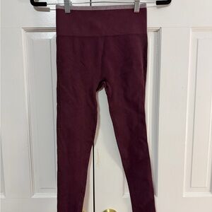 Maroon Vuori Ribbed Leggings